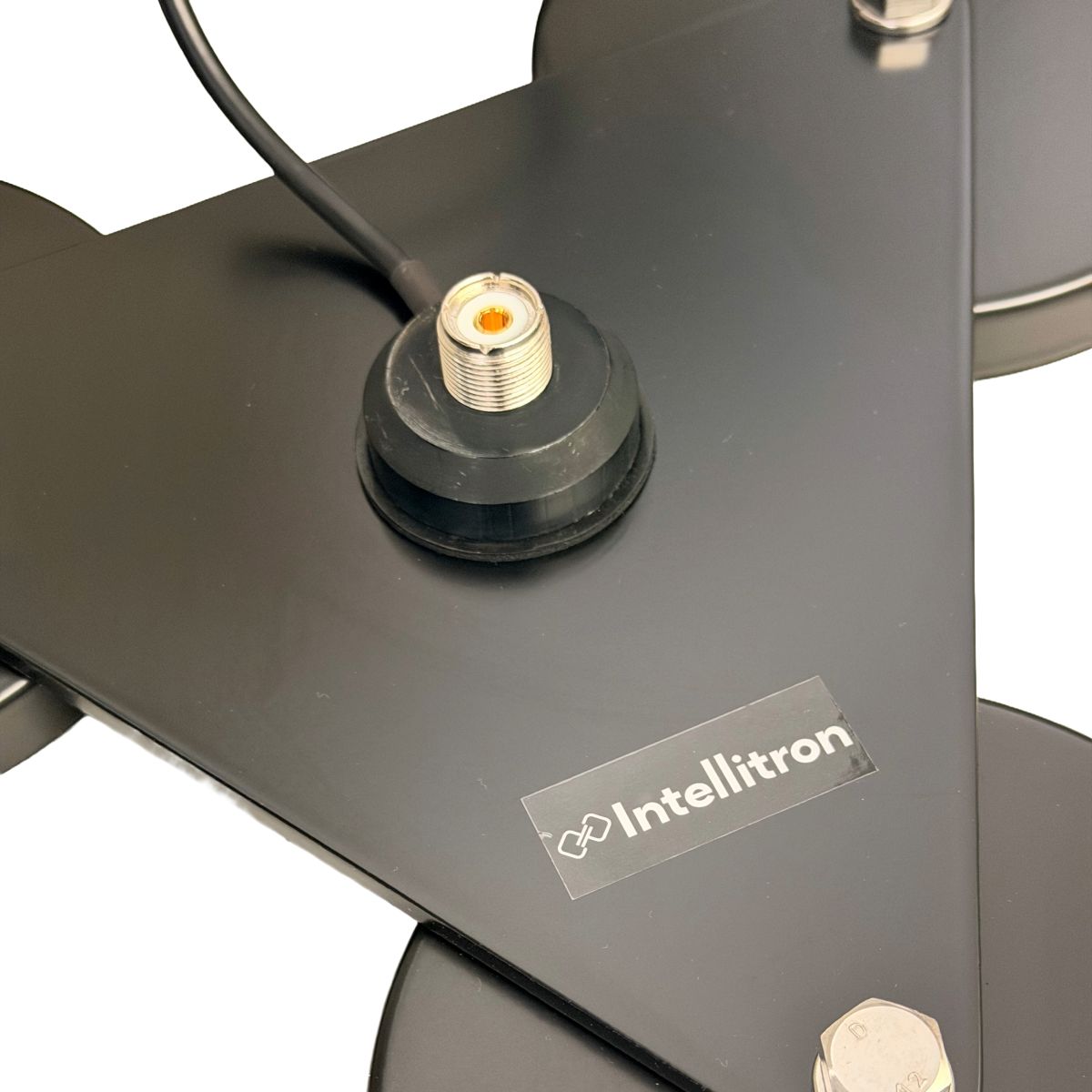Intellitron MM-2106S 5in Tri-Magnet Mount with SO-239 Connector with ...